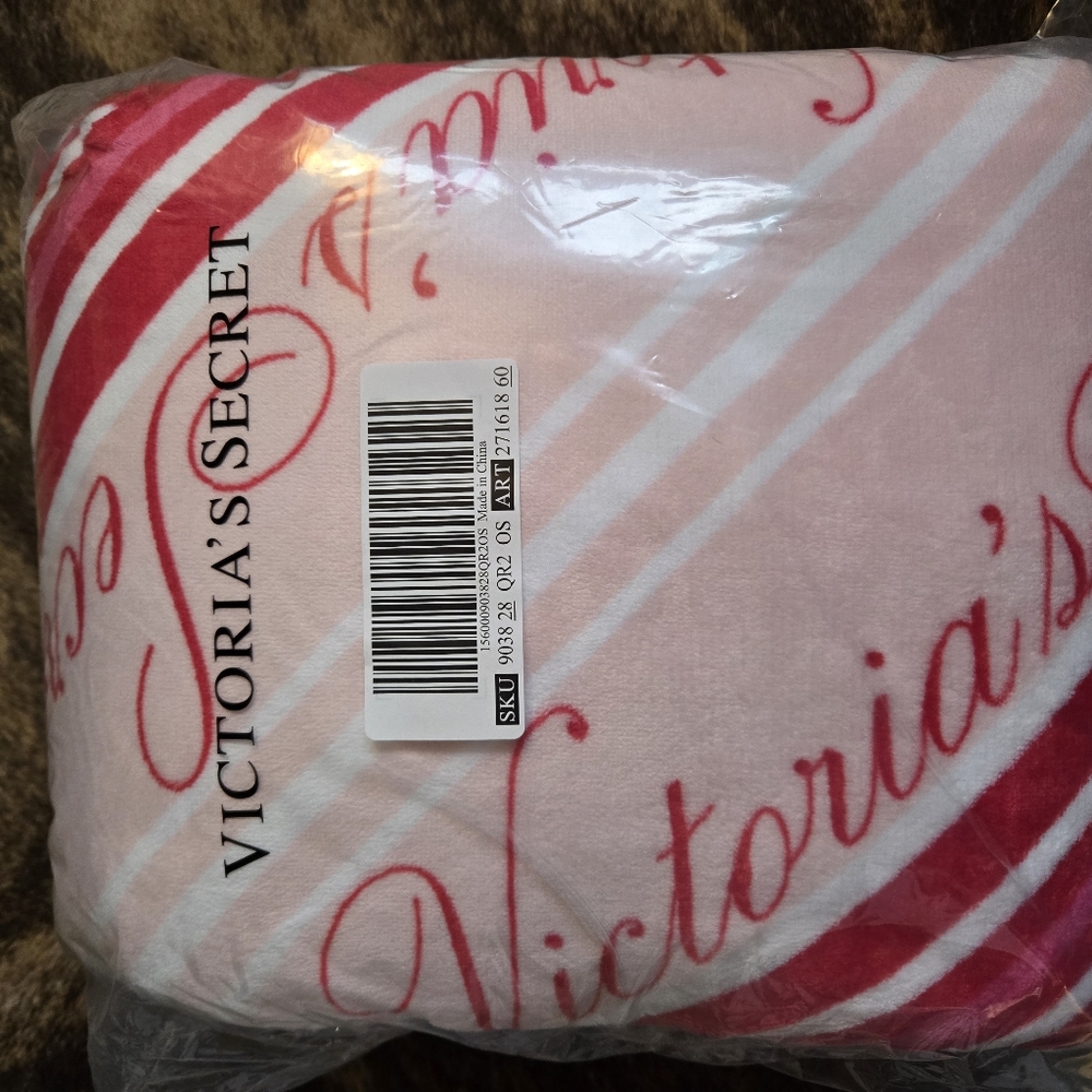 New Victoria's Secret Plush Blanket